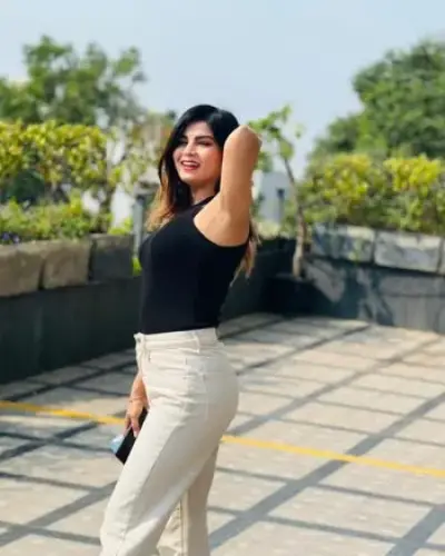 Call Girls Marina Beach Cash On Delivery